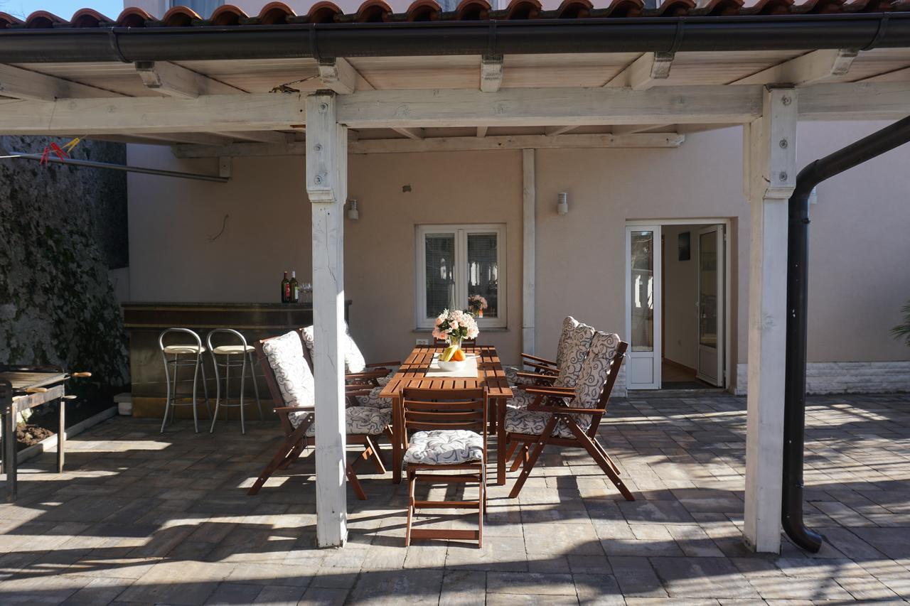 Apartments Ivancic Novi Vinodolski Exterior photo